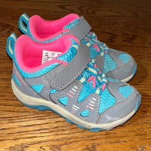 Toddler  size 6 Merrell trail chaser 2  Sneakers - Gray, blue & Pink -